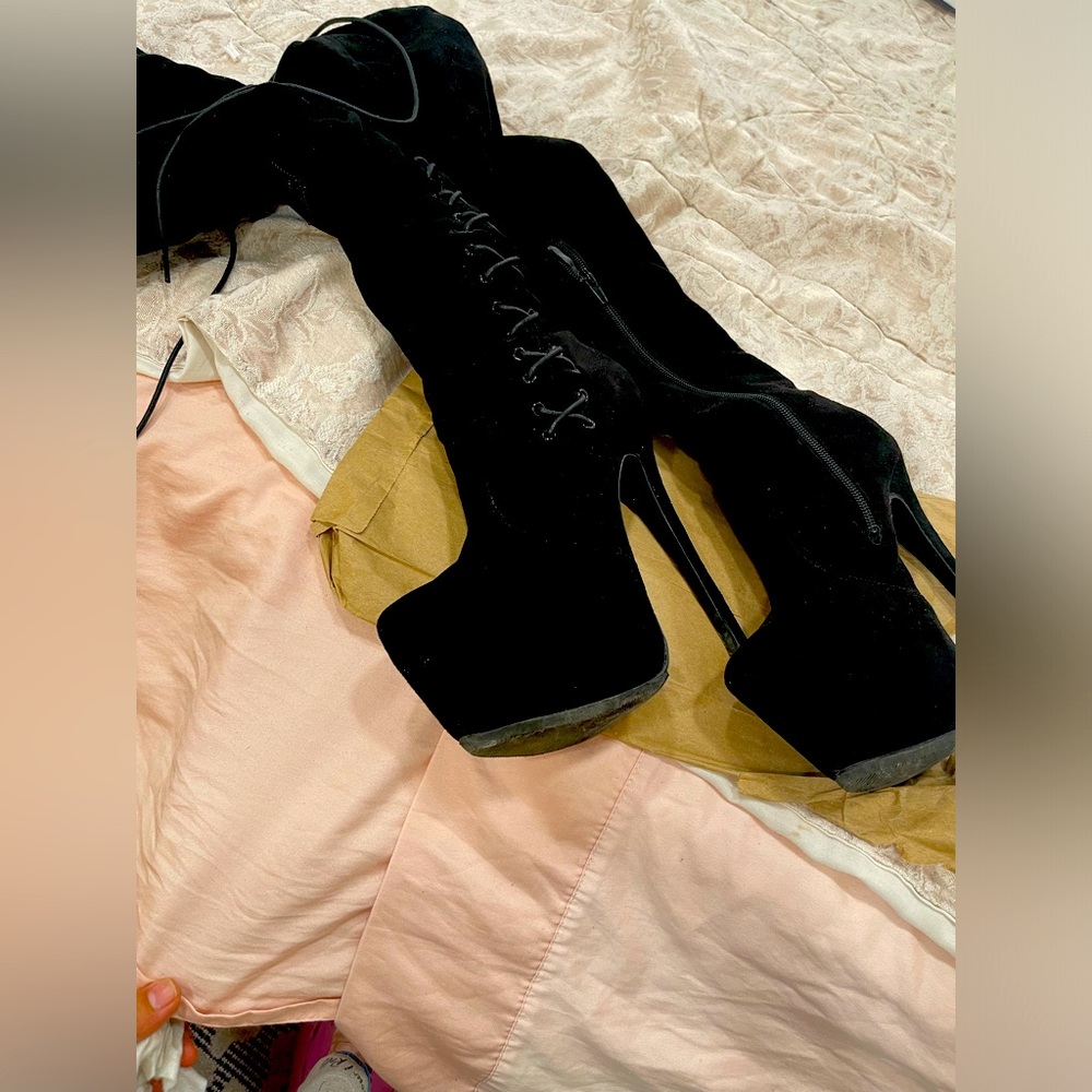 Boots over the knee
